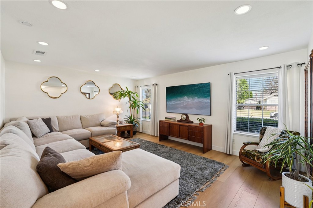 470 Conners Lane Riverside, CA 92507 - Photo 6 of 42