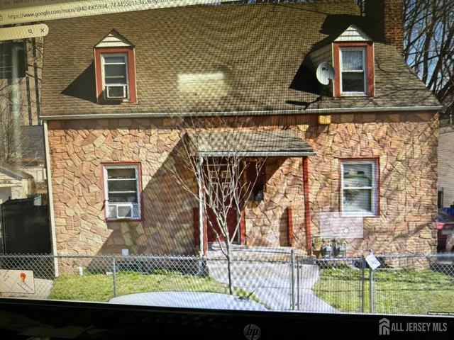 $2,000 | 97 Welton Street, New Brunswick, NJ 08901