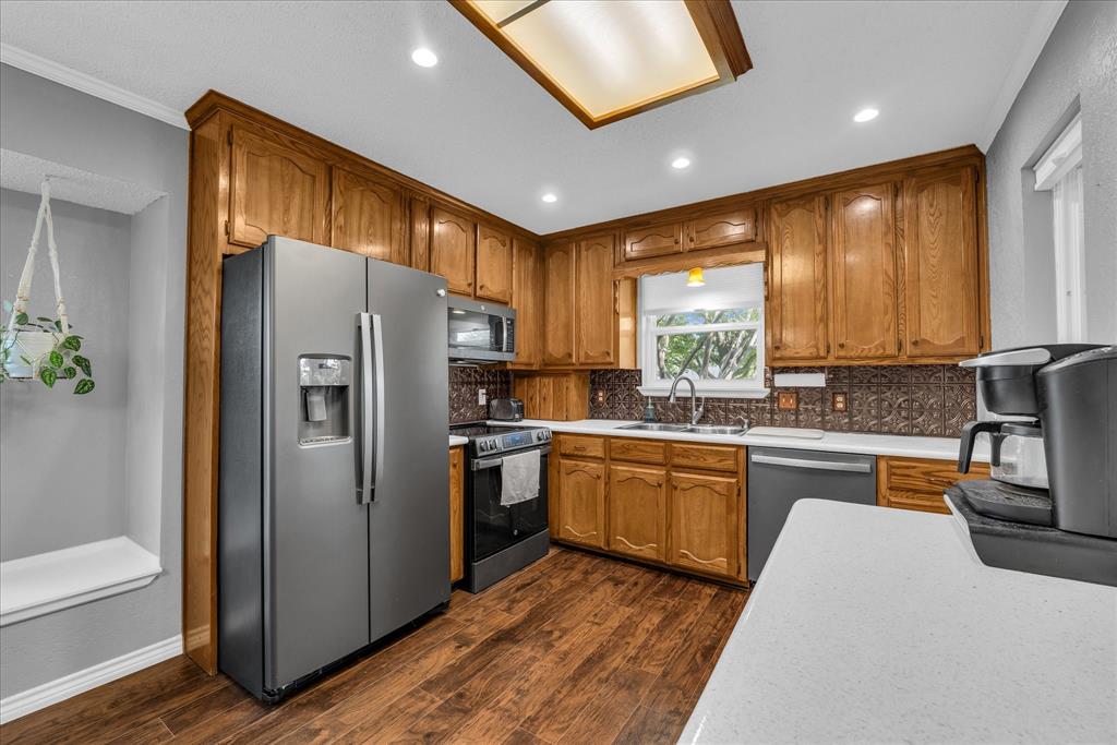 232 Crescent Hewitt Tx 76643 Hewitt, TX 76643 - Photo 11 of 29