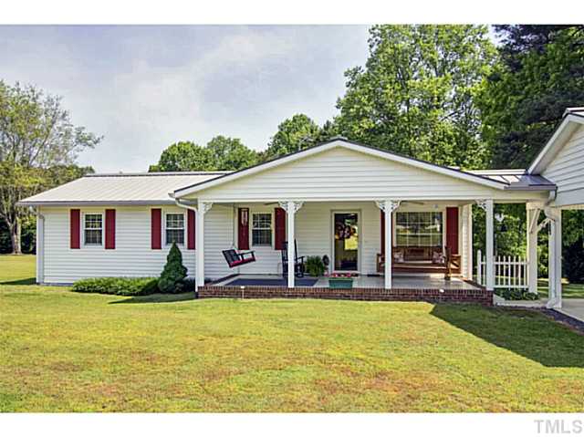6637 Ten-Ten Road Apex, NC 27539 - Photo 2 of 25 Excellent location - in no time you can be in Raleigh, Apex, Cary, Garner or Fuquay!
