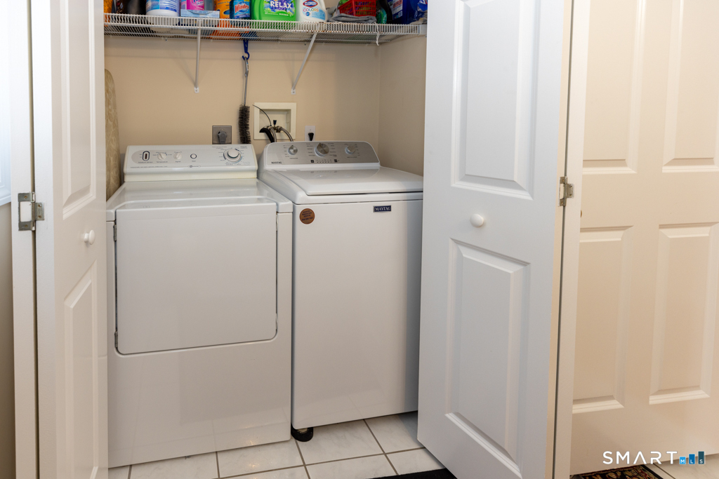 85 McVeagh Road Westbrook, CT 06498 - Photo 16 of 40 All appliances are included!