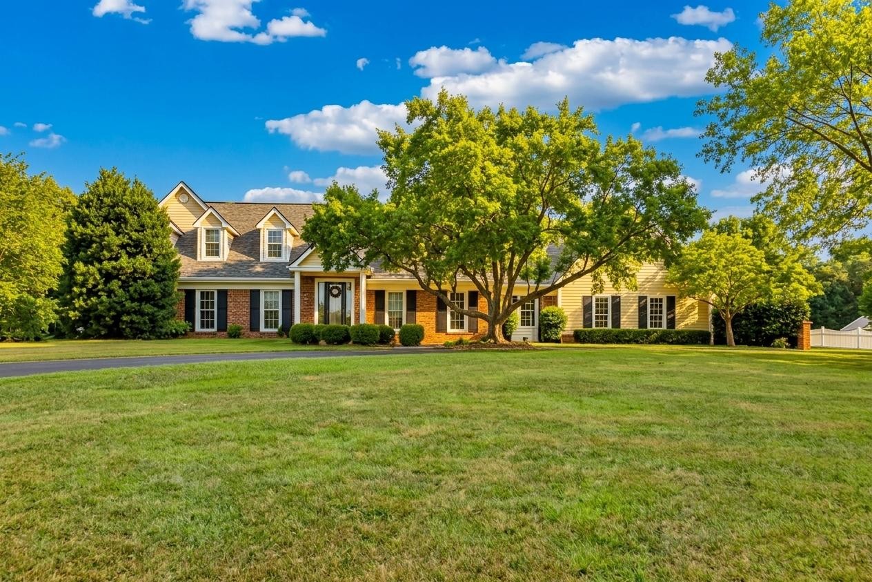643 Cornwall Road Clarksville, TN 37043 - Photo 1 of 24