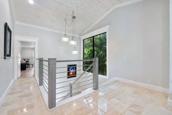 $3,250,000 | 3333 Northeast 30th Avenue, Lighthouse Point, FL 33064