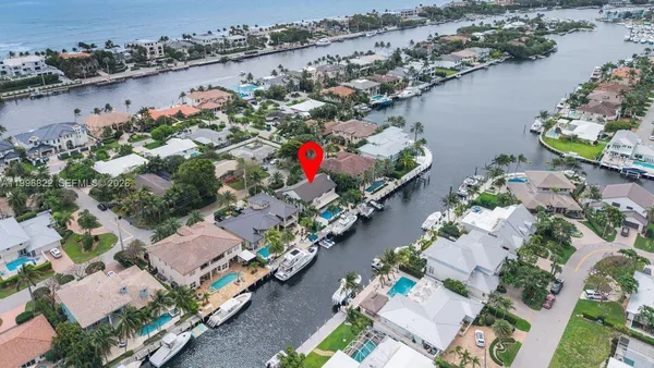 $3,250,000 | 3333 Northeast 30th Avenue, Lighthouse Point, FL 33064