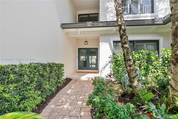 $3,250,000 | 3333 Northeast 30th Avenue, Lighthouse Point, FL 33064