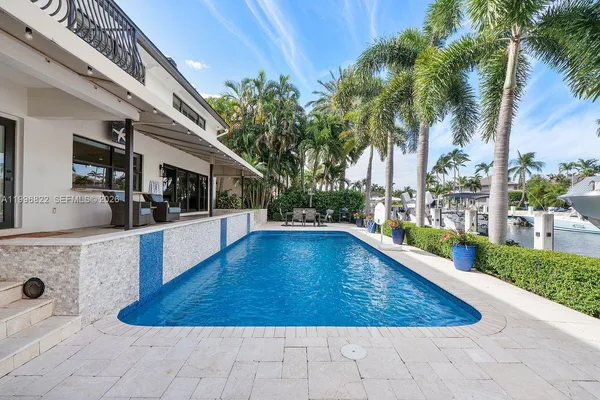 $3,250,000 | 3333 Northeast 30th Avenue, Lighthouse Point, FL 33064