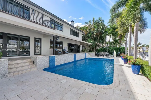 $3,250,000 | 3333 Northeast 30th Avenue, Lighthouse Point, FL 33064