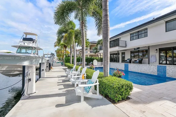 $3,250,000 | 3333 Northeast 30th Avenue, Lighthouse Point, FL 33064