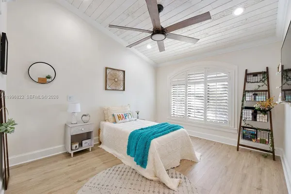 $3,250,000 | 3333 Northeast 30th Avenue, Lighthouse Point, FL 33064