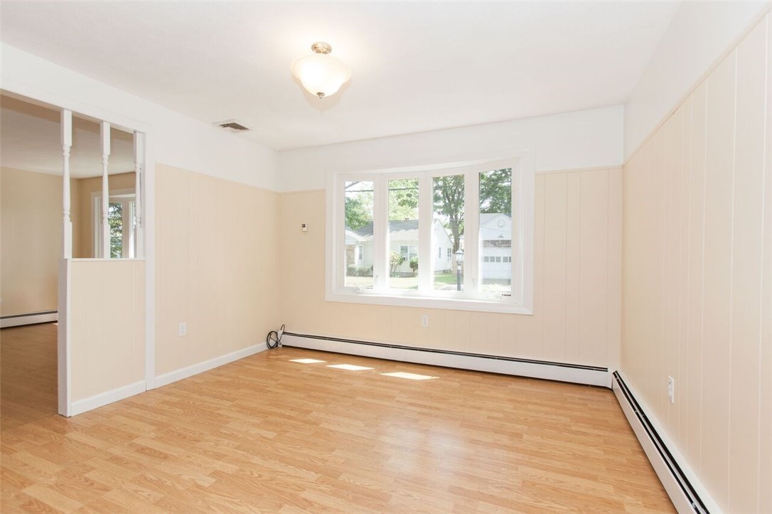 135 Metropolitan Road Providence, RI 02908 - Photo 9 of 17 Gallery Image 9