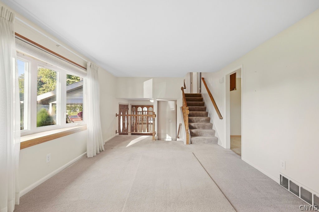 7739 Deerfield Road Clay, NY 13090 - Photo 20 of 40 Gallery Image 20