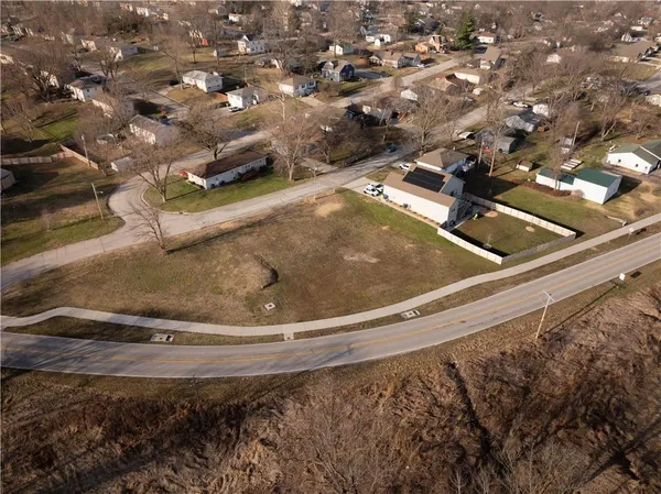 $55,000 | 0 East Meadow Street, Smithville, MO 64089