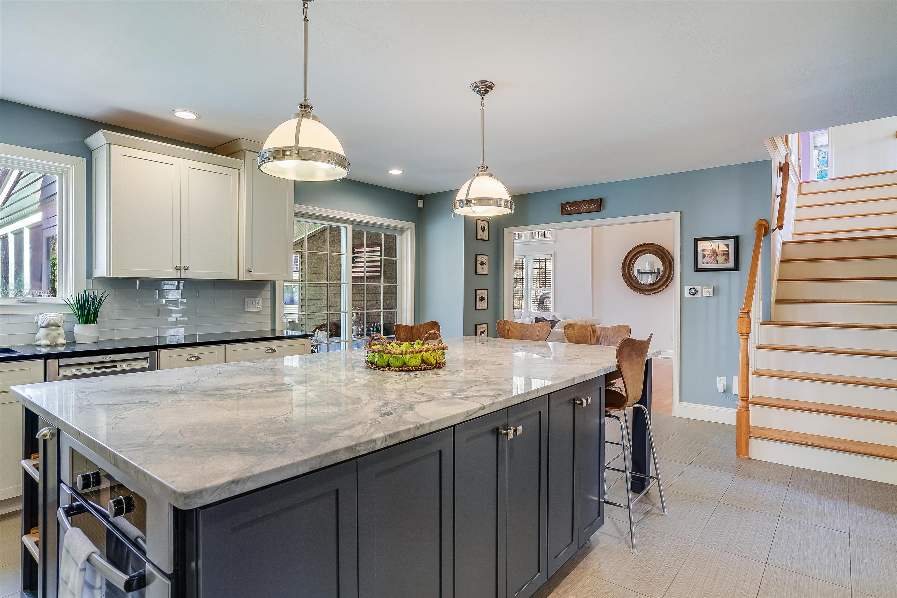 46 Powder Hill Road Bedford, NH 03110 - Photo 15 of 40