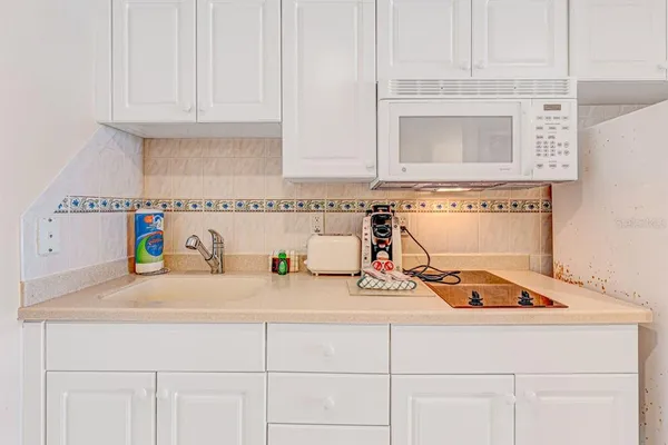 $89,999 | 2700 North Atlantic Avenue, Unit 819, Daytona Beach, FL 32118