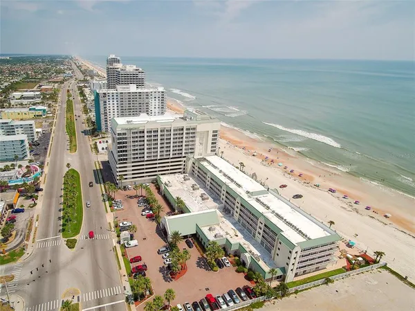 $89,999 | 2700 North Atlantic Avenue, Unit 819, Daytona Beach, FL 32118