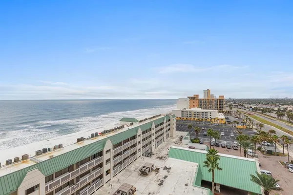 $89,999 | 2700 North Atlantic Avenue, Unit 819, Daytona Beach, FL 32118