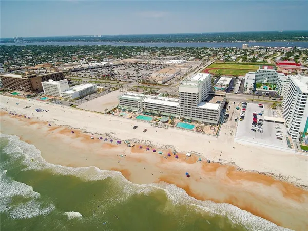 $89,999 | 2700 North Atlantic Avenue, Unit 819, Daytona Beach, FL 32118