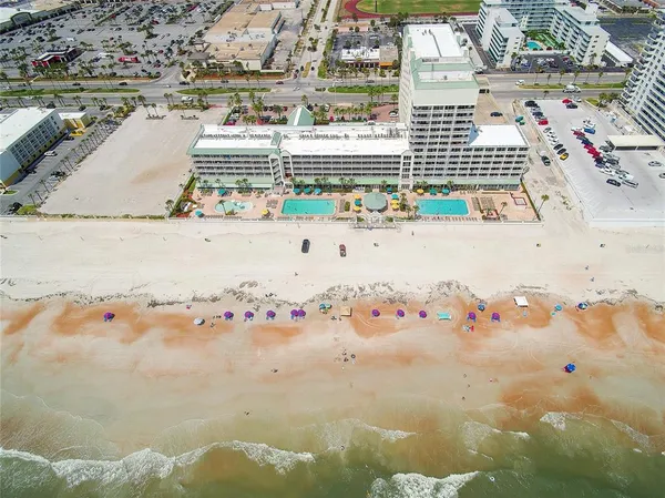 $89,999 | 2700 North Atlantic Avenue, Unit 819, Daytona Beach, FL 32118