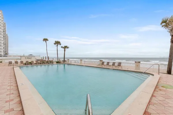 $89,999 | 2700 North Atlantic Avenue, Unit 819, Daytona Beach, FL 32118