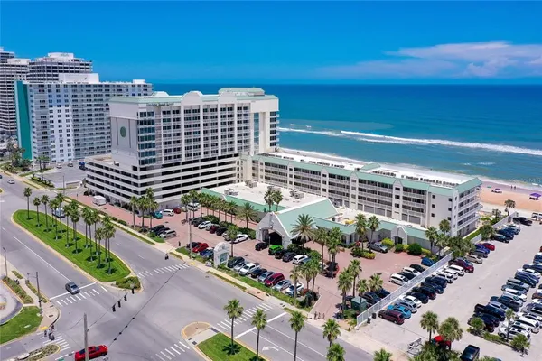 $89,999 | 2700 North Atlantic Avenue, Unit 819, Daytona Beach, FL 32118