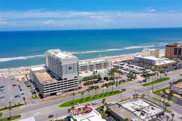 $89,999 | 2700 North Atlantic Avenue, Unit 819, Daytona Beach, FL 32118