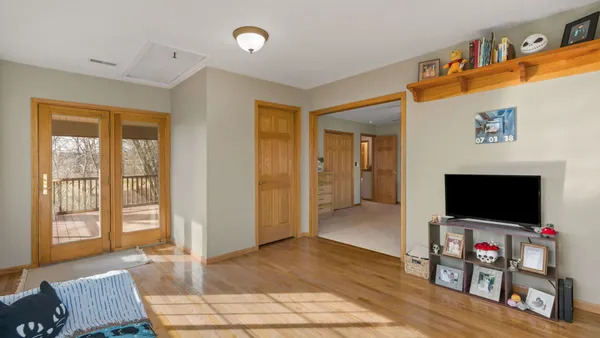 $455,000 | 28147 217th Street, Le Claire, IA 52753
