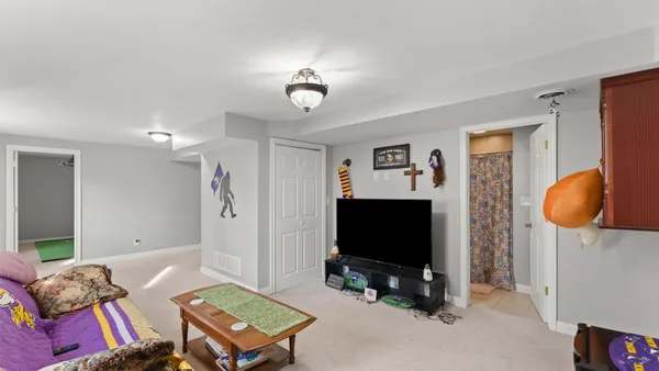 $455,000 | 28147 217th Street, Le Claire, IA 52753