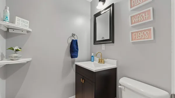 $455,000 | 28147 217th Street, Le Claire, IA 52753