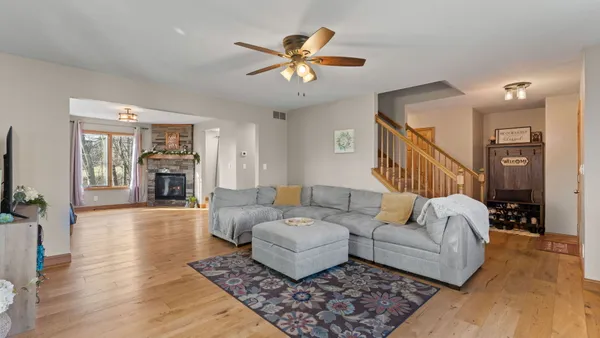 $455,000 | 28147 217th Street, Le Claire, IA 52753