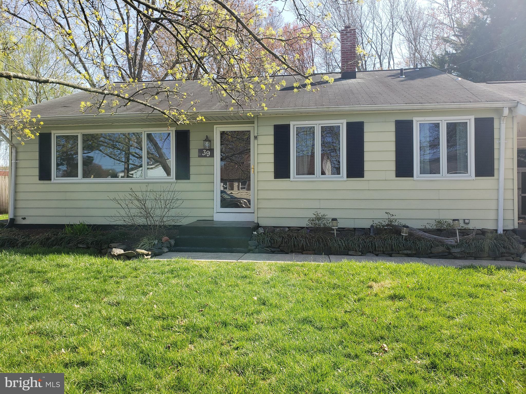 39 Carole Road Newark, DE 19713 - Photo 1 of 28 Gallery Image 1