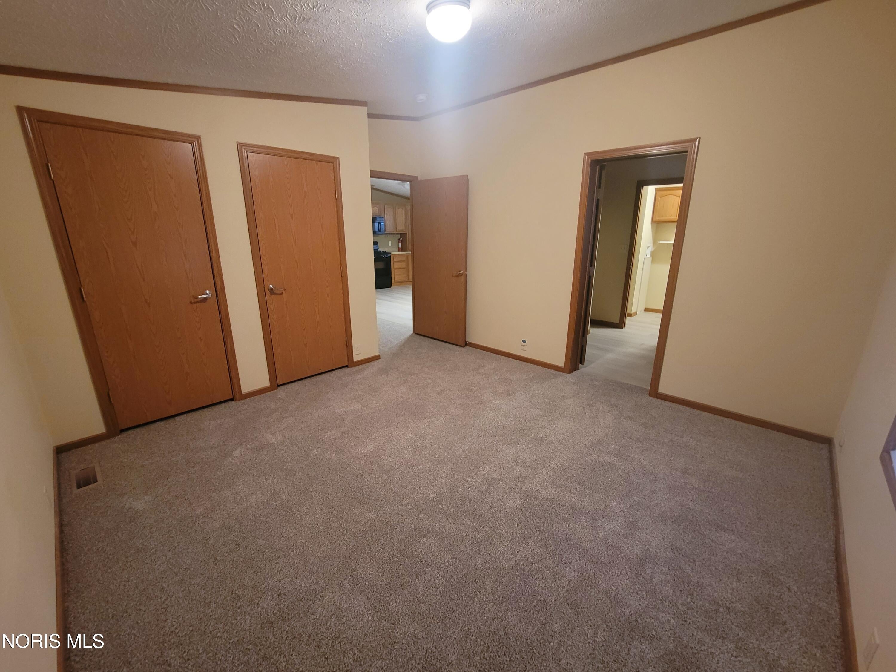 30630 Drouillard Road, Unit 82 Walbridge, OH 43465 - Photo 6 of 13 Gallery Image 6