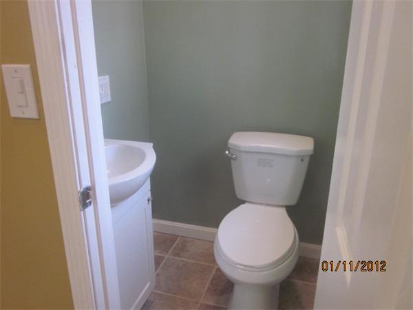 102 Brook Road Milton, MA 02186 - Photo 4 of 12 Gallery Image 4