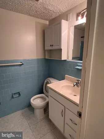 $2,000 | 4108 Mangalore Drive, Unit 203, Annandale, VA 22003