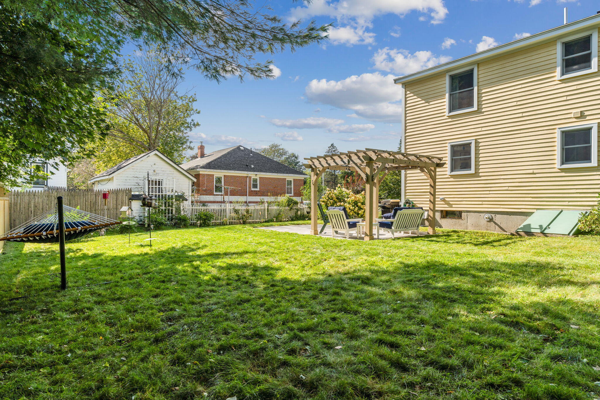 11 Racine Ave