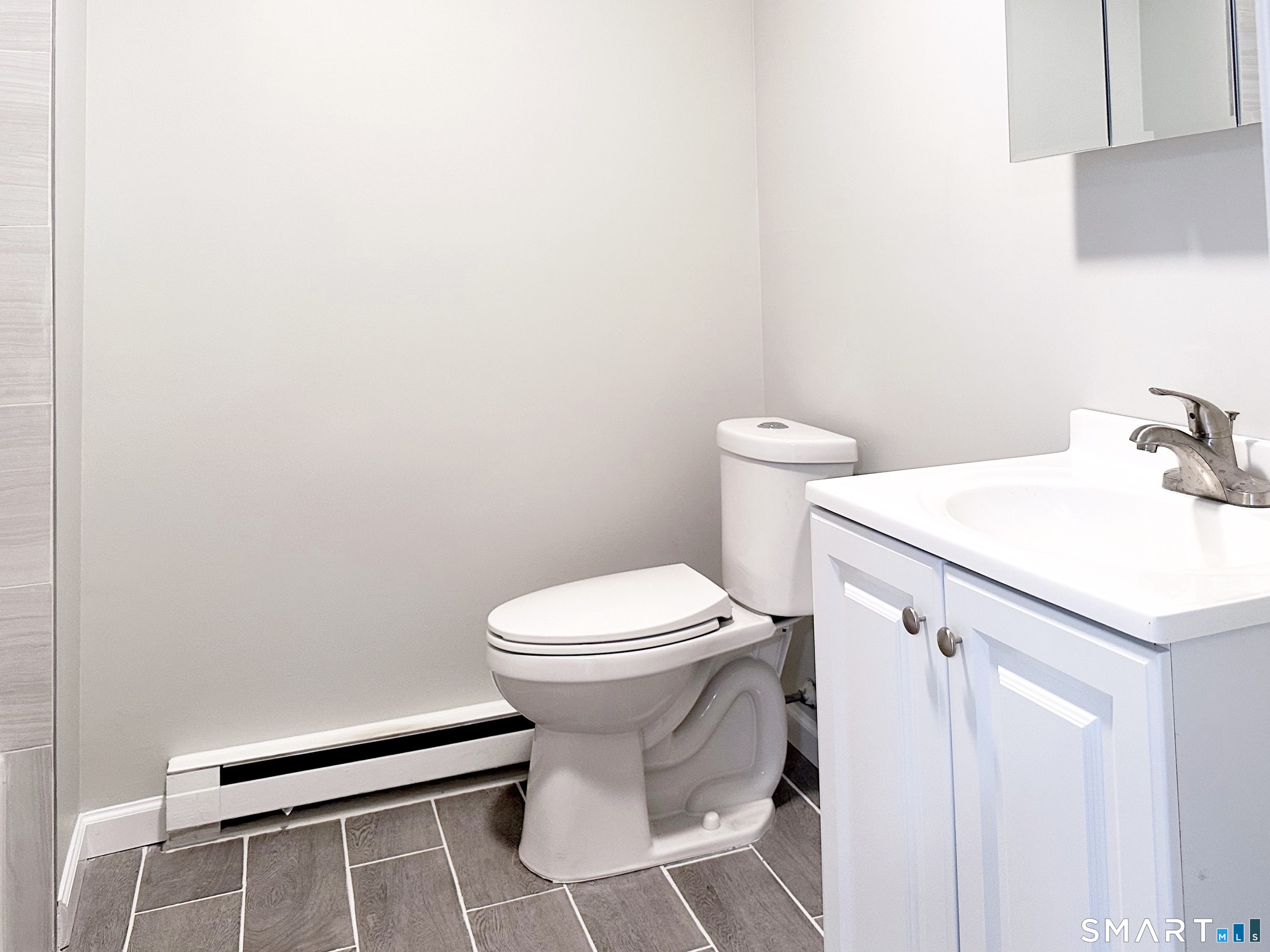 203 Capewell Avenue Waterbury, CT 06708 - Photo 25 of 38