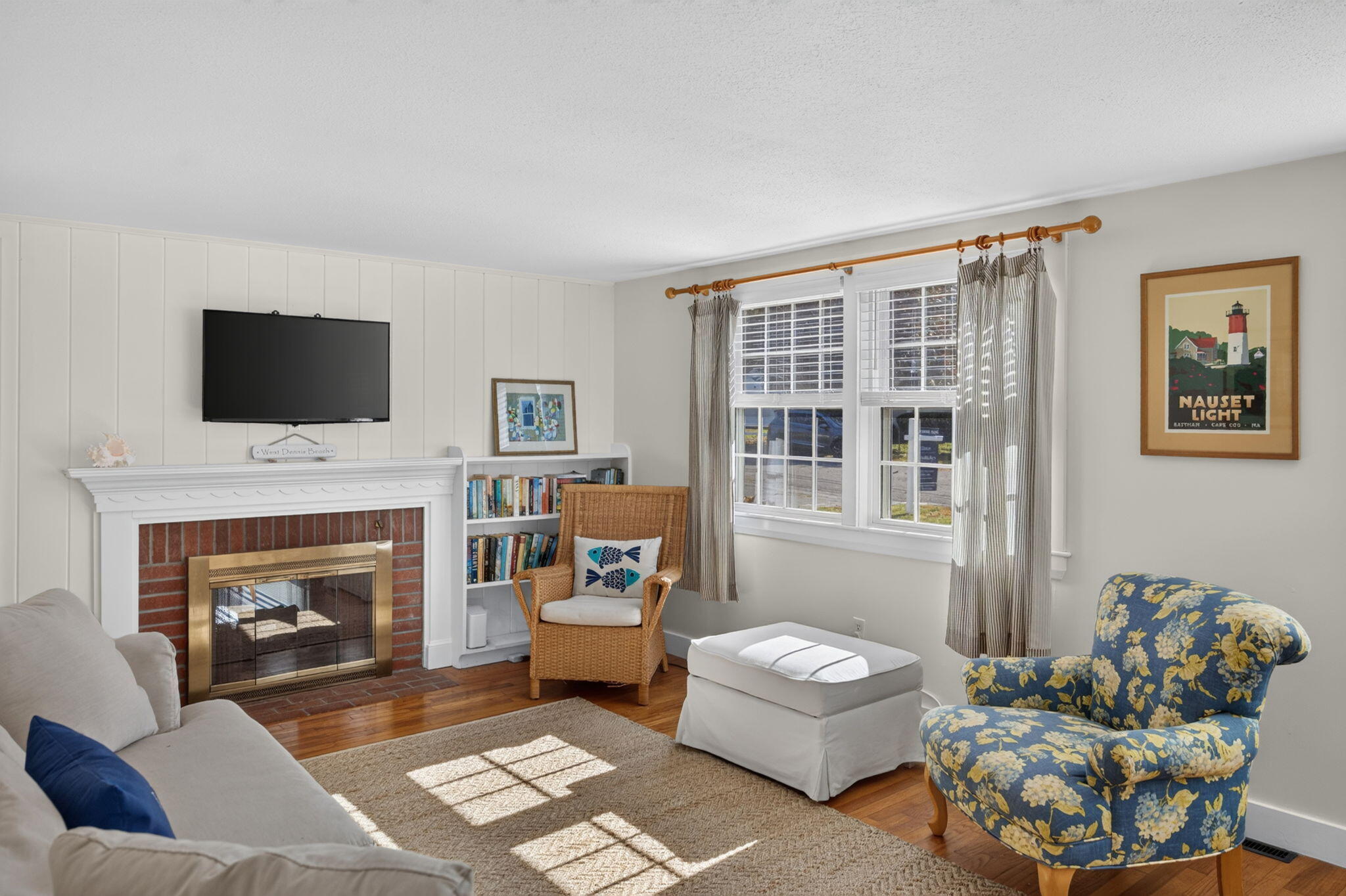 38 Craig Road West Dennis, MA 02670 - Photo 10 of 29 Living Room