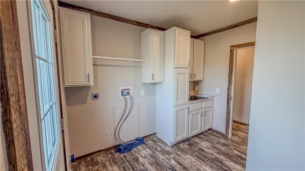 $499,000 | 1225 Northwest 325th Road, Holden, MO 64040