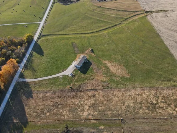 $499,000 | 1225 Northwest 325th Road, Holden, MO 64040