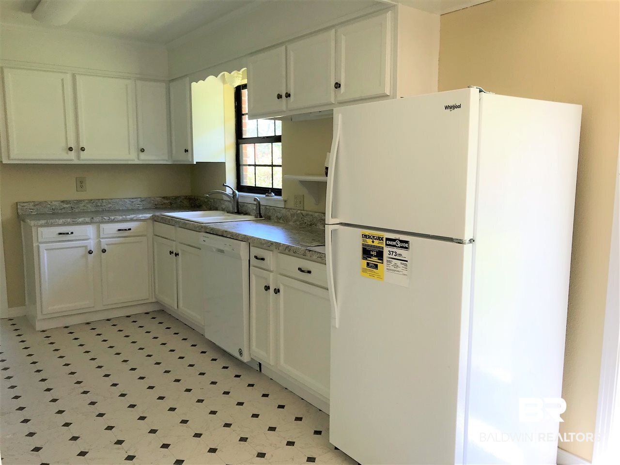2134 North Walnut Street Loxley, AL 36551 - Photo 5 of 18 New Appliances