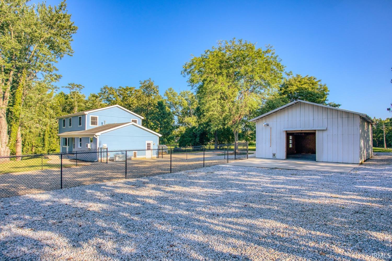 5851 South Handy Road Bloomington, IN 47401 - Photo 33 of 36