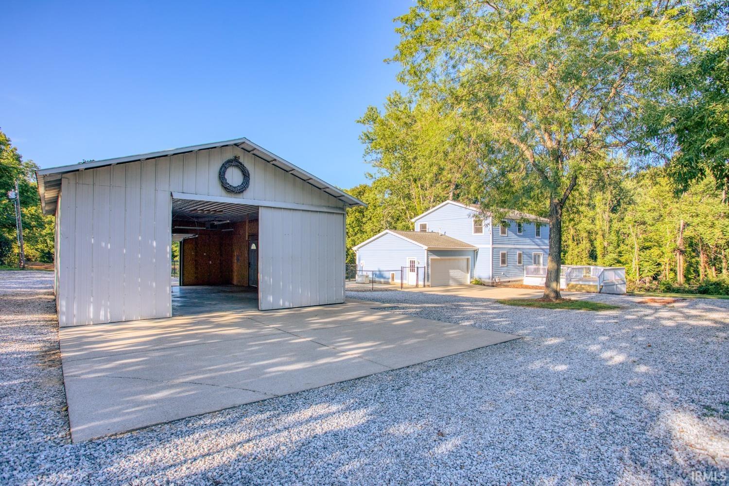 5851 South Handy Road Bloomington, IN 47401 - Photo 5 of 36
