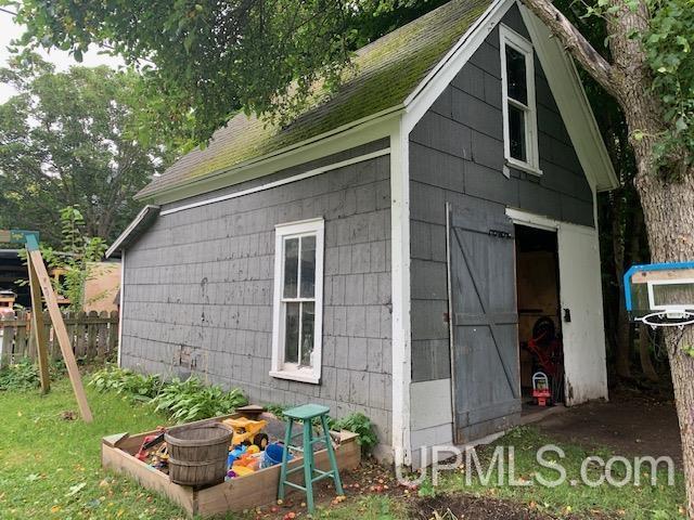 320 Kearsarge Street Laurium, MI 49913 - Photo 7 of 49