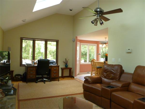 17 Borderland Road Sharon, MA 02067 - Photo 7 of 20 Gallery Image 7