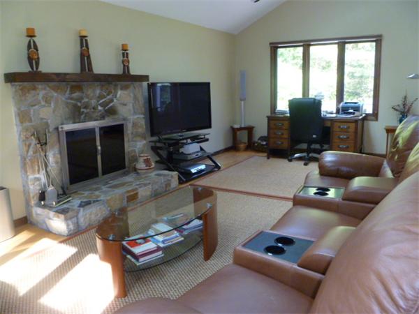 17 Borderland Road Sharon, MA 02067 - Photo 9 of 20 Gallery Image 9