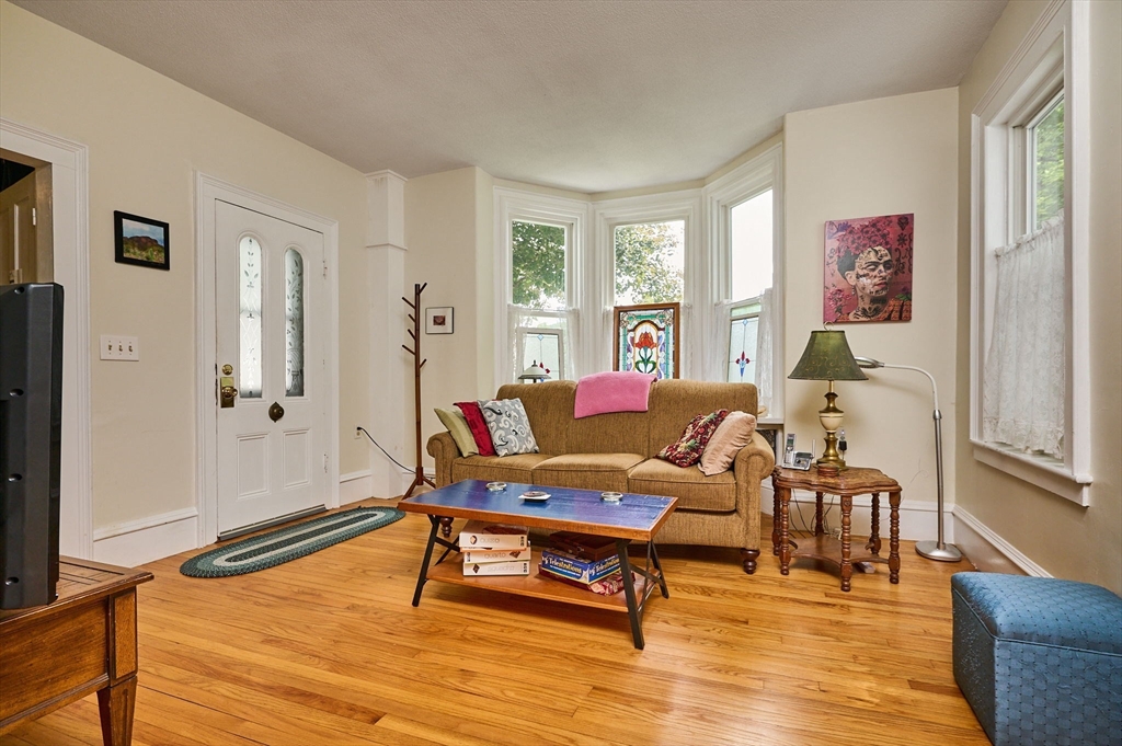 2 Pleasant Street Huntington, MA 01050 - Photo 8 of 36