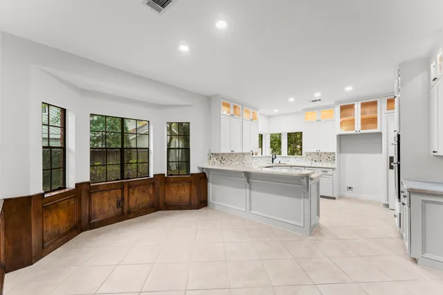 $4,500 | 6 Thornhedge Court, The Woodlands, TX 77381