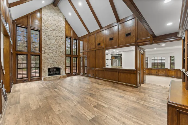 $4,500 | 6 Thornhedge Court, The Woodlands, TX 77381