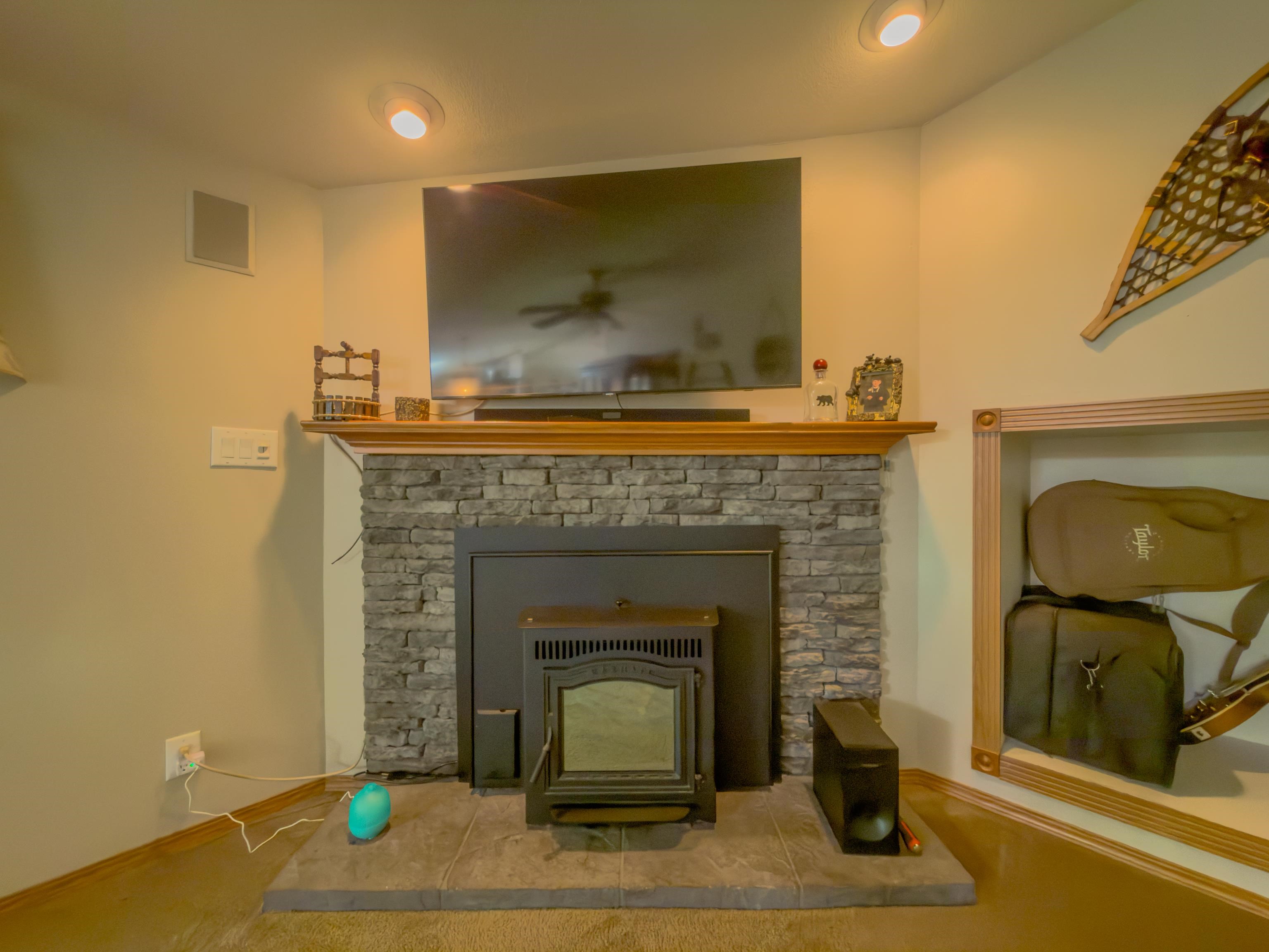 24 Varney Road Whitefield, NH 03598 - Photo 25 of 48