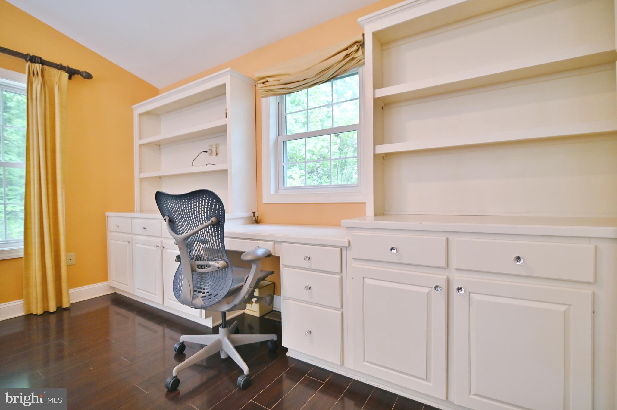 522 Orchard Road Mount Jackson, VA 22842 - Photo 31 of 65 PRIMARY BEDROOM OFFICE