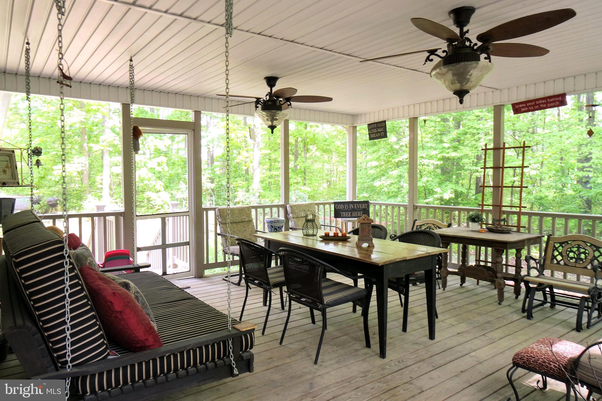 522 Orchard Road Mount Jackson, VA 22842 - Photo 59 of 65 Super Large Screened in Porch